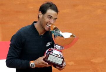 En 2017 llega a la final del Masters de Montecarlo donde se encuentra con el español Albert Ramos. El manacorí gana por 6-1 y 6-3.