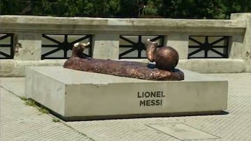 Vuelven a destrozar la estatua de Leo Messi en Buenos Aires