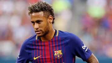 Top 10 de los fichajes más caros: Neymar, líder destacado
