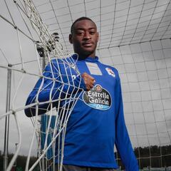 Oficial: el Deportivo traspasa a Mujaid al Genk