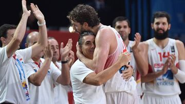 Sergio Scariolo y Pau Gasol.