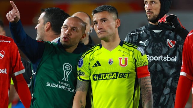 Charles Aránguiz responde con todo a presidente de Independiente: “Nuestros hinchas...”