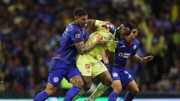 Problemas en la cancha al final del América - Cruz Azul ¿Hubo bronca?