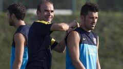 Villa y Adriano se quedan en Barcelona, pero Abidal sí viaja