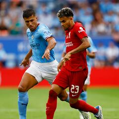Kun Agüero, impresionado con la técnica de Luis Díaz