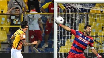 Gianluca Lapadula suma minutos con Benevento en la Serie B