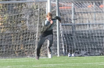 De Jong aprovechó para entrenarse en Holanda... hasta que le dejaron