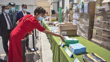 VALENCIA
15-7-20-
La Directora General de la Guardia Civil María Gámez presenta la operación Face Mask donde se ha incautado más de 300.000 mascarillas caducadas desde 2014
FOTO, MÒNICA TORRES EL PAÍS
