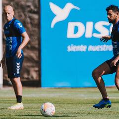 El Tenerife estará seis días fuera de casa