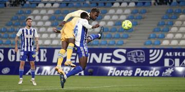 Dimata anota de cabeza, ante la Ponferradina.