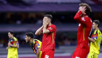 MEX231. CIUDAD DE MÉXICO (MÉXICO), 19/04/2026.- Jugadores de Toluca reaccionan este sábado, durante un partido por la jornada 15 del torneo Clausura 2026 de la Liga MX en el estadio Banorte en la Ciudad de México (México). EFE/ Sáshenka Gutiérrez