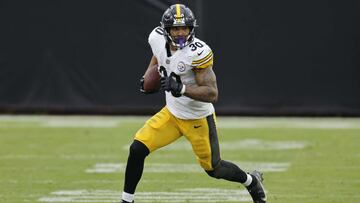 El viernes, los Steelers mandaron al ala defensiva Stephen Tuitt a la lista de reservas/COVID, junto con el tacle defensivo Isaiah Buggs y el liniero ofensivo Jerald Hawkins.