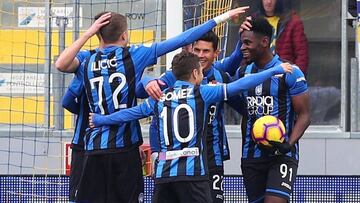 El delantero colombiano Duv&aacute;n zapata anot&oacute; cuatro goles en el triunfo 0-5 de Atalanta sobre Frosinone por la fecha 20 de la Serie A e igual&oacute; a Cristiano Ronaldo en la tabla de goleadores.