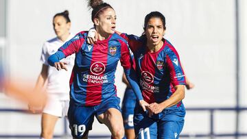 Esther y Alba Redondo, jugadoras del Levante.