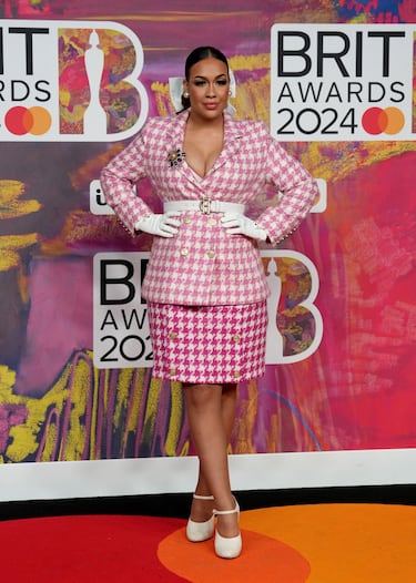 La cantante y compositora Rebecca Ferguson.