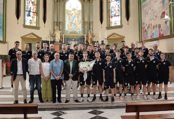 Ofrenda del Córdoba Patrimonio a María Auxiliadora