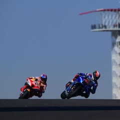 Superremontadas de Márquez para sexto y Rins para segundo