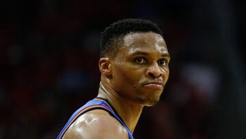 HOUSTON, TX - APRIL 25: Russell Westbrook #0 of the Oklahoma City Thunder looks at the Houston fans after making a three-point shot during Game Five of the Western Conference Quarterfinals game of the 2017 NBA Playoffs at Toyota Center on April 25, 2017 in Houston, Texas. NOTE TO USER: User expressly acknowledges and agrees that, by downloading and/or using this photograph, user is consenting to the terms and conditions of the Getty Images License Agreement. Bob Levey/Getty Images/AFP
== FOR NEWSPAPERS, INTERNET, TELCOS & TELEVISION USE ONLY ==
