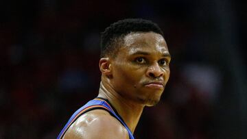 HOUSTON, TX - APRIL 25: Russell Westbrook #0 of the Oklahoma City Thunder looks at the Houston fans after making a three-point shot during Game Five of the Western Conference Quarterfinals game of the 2017 NBA Playoffs at Toyota Center on April 25, 2017 in Houston, Texas. NOTE TO USER: User expressly acknowledges and agrees that, by downloading and/or using this photograph, user is consenting to the terms and conditions of the Getty Images License Agreement.   Bob Levey/Getty Images/AFP
 == FOR NEWSPAPERS, INTERNET, TELCOS &amp; TELEVISION USE ONLY ==