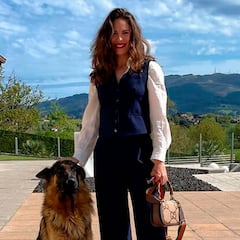 Jessica Bueno recibe el apoyo de los padres de Jota Peleteiro