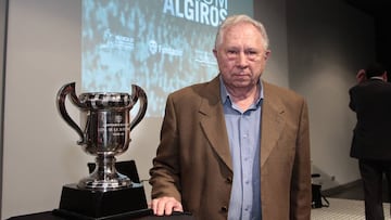 Según el historiador Josep Bosch, Tortajada ayudó con sus contactos políticos para la liberación del mítico portero Ricardo Zamora, encarcelado en la Guerra. (imagen, Francesc Cueva, hijo de Tortajada).