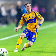 La razón por la que Marcelo Flores no viajará al amistoso con Canadá