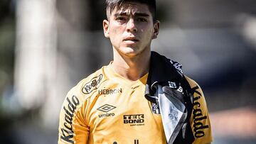 Daniel Ruiz debutaría con Santos en el Torneo Paulista