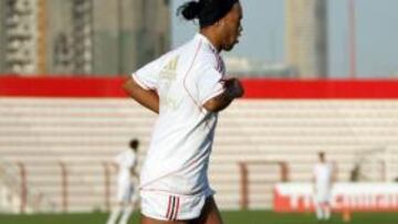 Ronaldinho está a sólo un paso de volver a Gremio