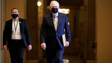 Senate Majority Leader Mitch McConnell (R-KY) walks to the Senate Chamber on Capitol Hill in Washington, U.S., September 10, 2020.      REUTERS/Joshua Roberts