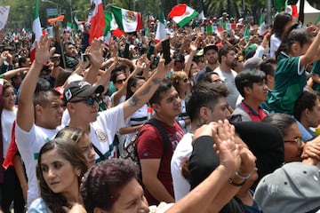 Las imágenes del Ángel de la Independencia en el festejo por el pase a octavos