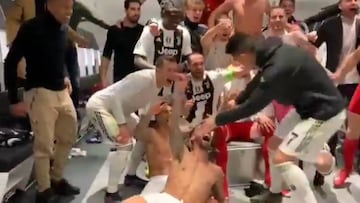 La eufórica reacción de la Juve cuando llega Cristiano al camarín