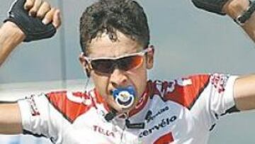 <b>25º TRIUNFO. </b>Carlos Sastre, en el momento de conseguir la última victoria de un corredor español en los Pirineos.