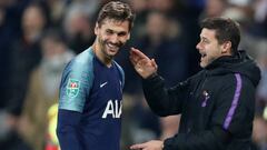 Llorente celebra su gol en Copa de la Liga con Pochettino.