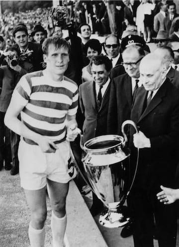 El 30 de mayo de 1967 el Celtic se midió al Inter de Milán en la final de la Copa de Europa en el Estadio Nacional de Lisboa ante 56.000 espectadores. El equipo escocés ganó al italiano por 2-1 con goles de Gemmell y Chalmers, Mazzola marcó el gol de los milaneses.