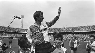 Johan Cruyff, con la camiseta del Feyenoord en la temporada 1983-84.