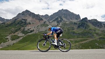 Cycling - Tour de France - Stage 14 - Pau to Saint-Lary-Soulan Pla d'Adet - Pau, France - July 13, 2024 Movistar Team's Enric Mas in action during stage 14 REUTERS/Stephane Mahe