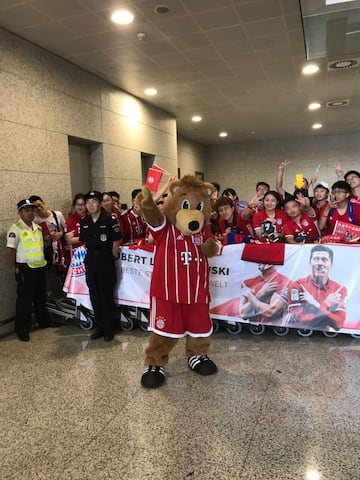 James ya está en China para enfrentar al Arsenal, Milan, Inter y Chelsea