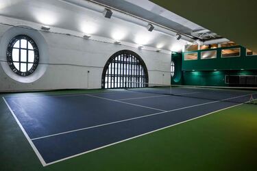 Cancha de tenis Vanderbilt dentro de Grand Central Terminal (Grand Central Station), en Nueva York.