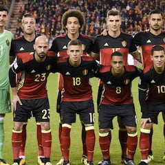 Hazard and De Bruyne lead the charge for the perennial contenders