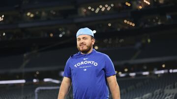 Alejandro Kirk, catcher de los Blue Jays, en el Rogers Centre de Toronto previo a un partido contra los Cincinnati Reds.