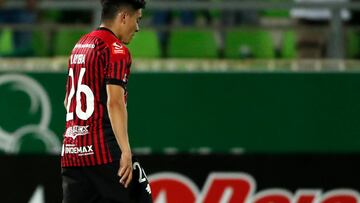 Futbol, Santiago Wanderers vs Rangers.
Fecha 5, campeonato de Ascenso 2022.
El jugador de Santiago Wanderers Ezequiel Rescaldani celebra su gol contra Rangers durante el partido de primera division B disputado en el estadio Elias Figueroa de Valparaiso, Chile.
16/03/2022
Andres Pina/Photosport
Football, Santiago Wanderers vs Rangers.
5th date, 2022 Promotion Championship.
Santiago Wanderers player Ezequiel Rescaldani celebrates after scoring against Rangers during the second division match held at the Elias Figueroa stadium in Valparaiso, Chile.
16/03/2022
Andres Pina/Photosport