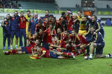 Durante su etapa como entrenador nacional de la Sub-19 se alzó con la Eurocopa de 2012. 