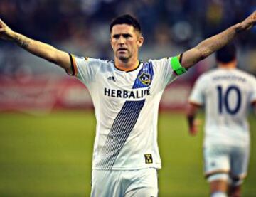 11. Robbie Keane está un poco más atrás. El irlandés gana 3.500.000 millones de dólares anualmente.