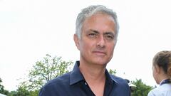 Mourinho llegando a Wimbledon. 