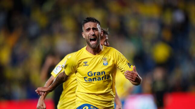 Pejiño entra en la órbita del Granada