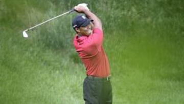 Tiger Woods sigue al frente