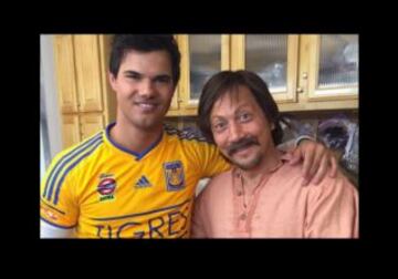 El actor conocido por la película de Crepúsculo, es un nuevo fan de los Tigres de México.