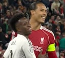 La extraña imagen de Vinicius con Van Dijk que fue el principio del fin del Madrid en Anfield