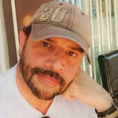 Héctor Parra envía carta y acusa de Ginny Hoffman de manipular a Alexa