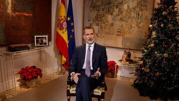 El Rey Felipe VI ofrece su tradicional discurso de Nochebuena desde el Palacio de la Zarzuela, a 24 de diciembre de 2021, en Madrid (Espa&ntilde;a).
 POOL
 24/12/2021